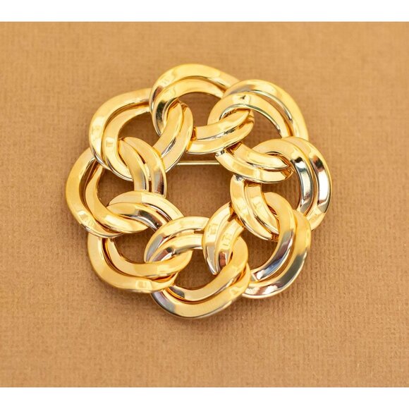Vintage Chained Oval Spiral Gold Tone Brooch - Y3 - Picture 1 of 2